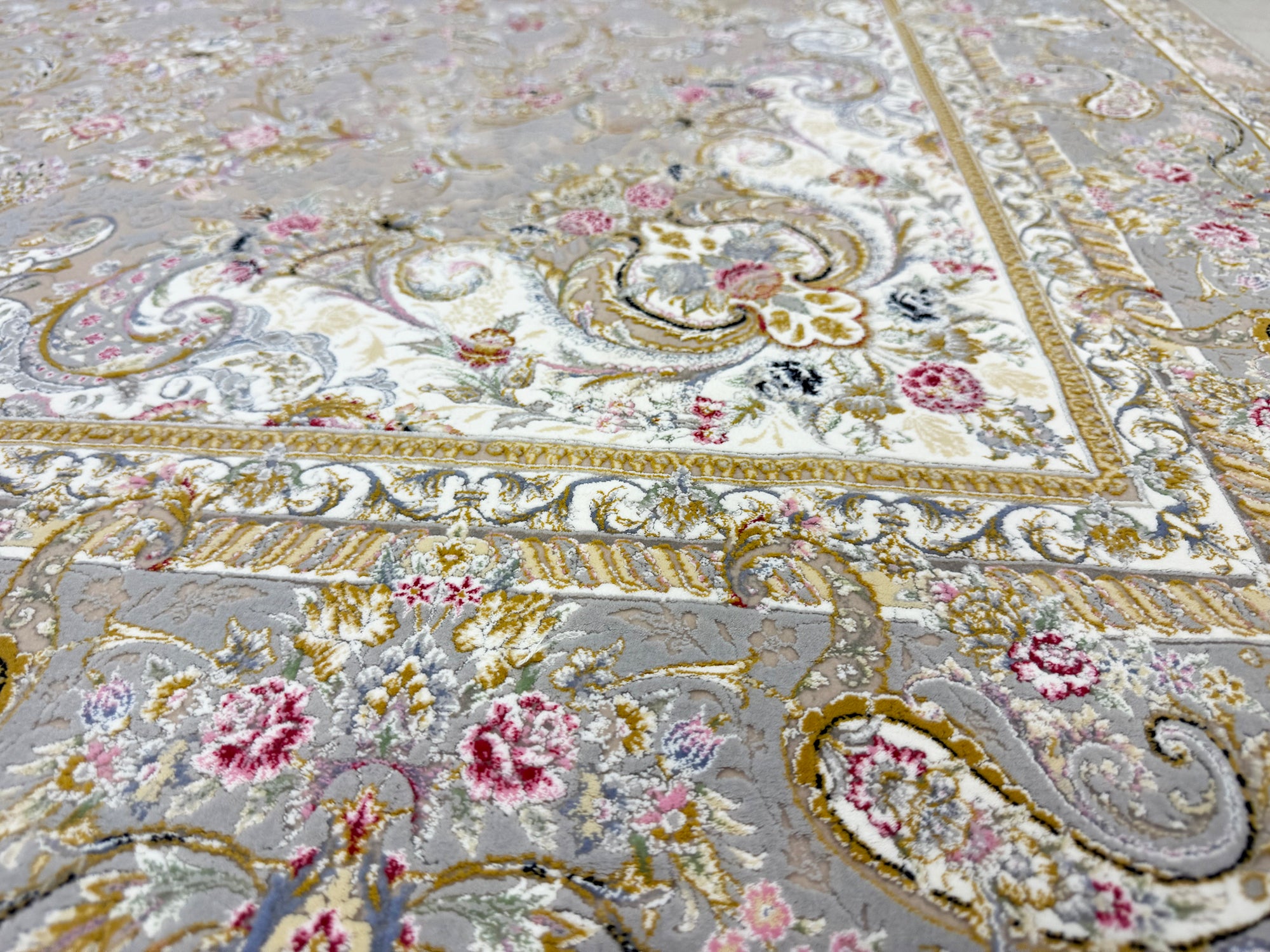 AFROZE BEIGE 1500 Reed Persian Machine Made Rug