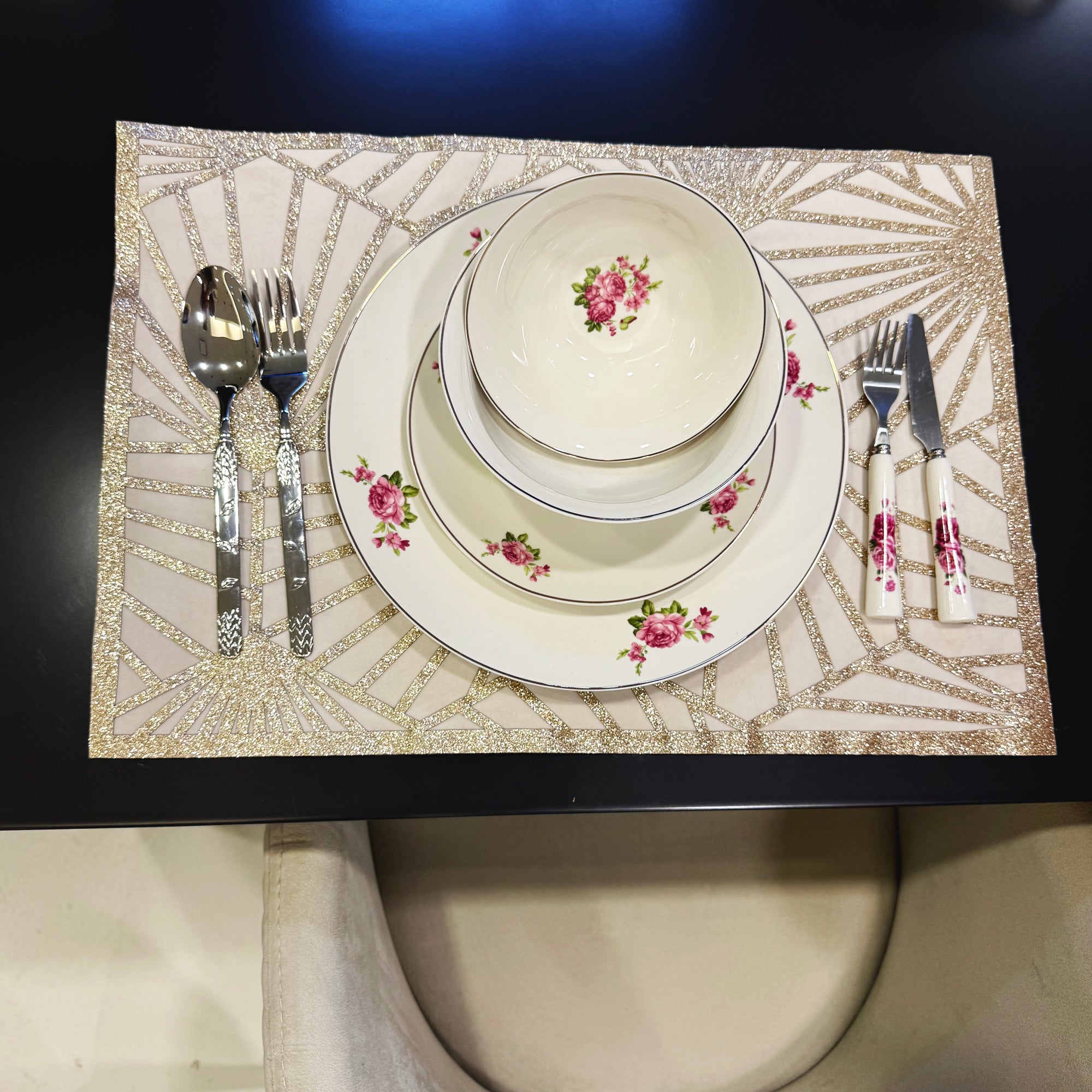 Vintage Rose 26-Piece Bone China Dinner Set – Elegant Floral Design with Gold Rim (SD-265)