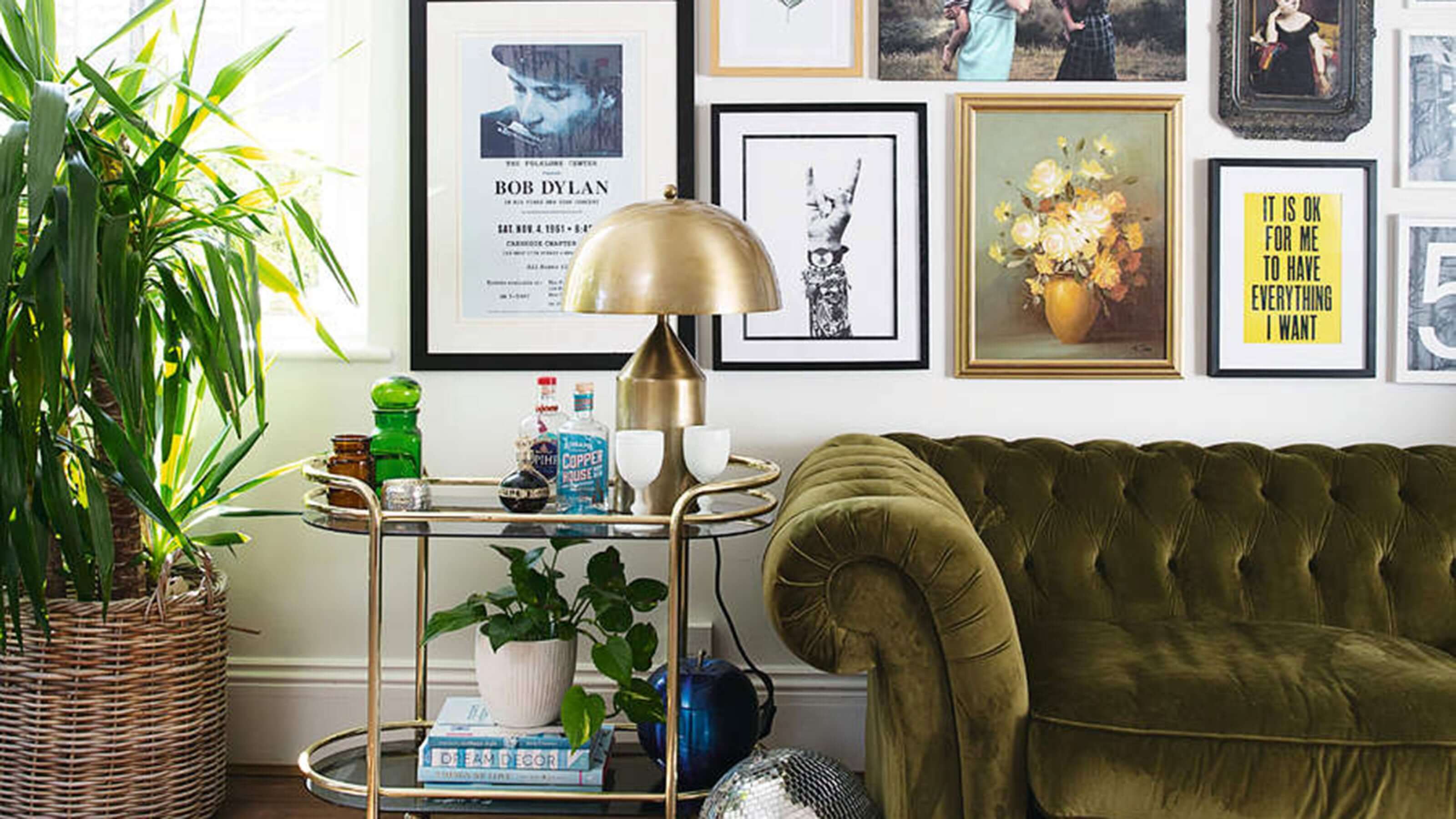 9 Tips to Supersize a Smaller Living Room