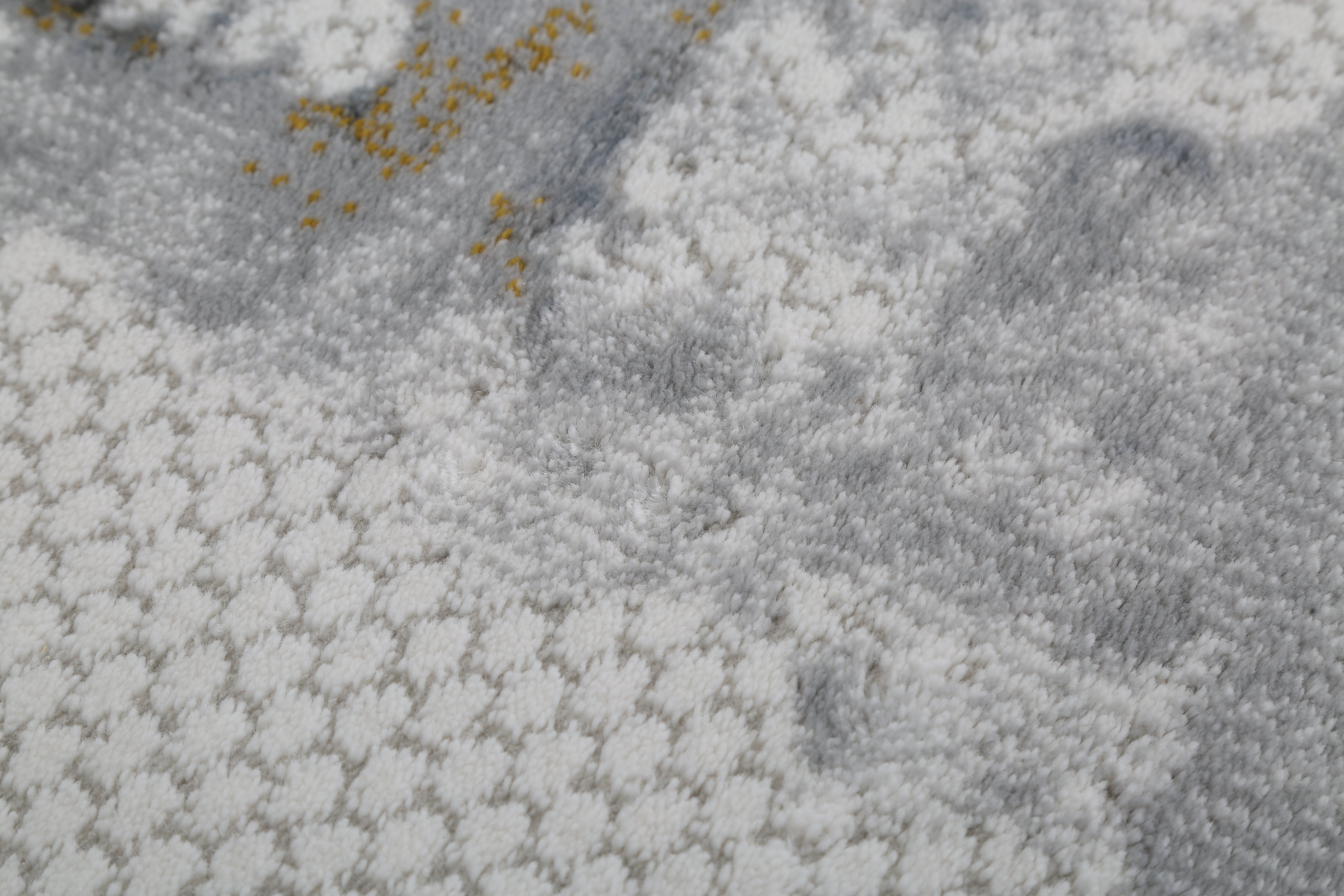 Glara CloudStone Abstract Rug – Soft Grey & Ivory 12mm Plush Texture ( Yanyu)