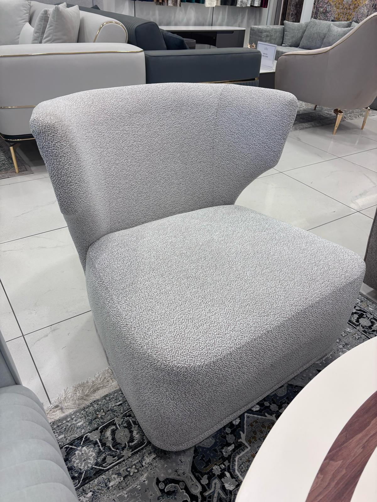 Aoria accent chair  ( Royal01 Cream ) - GLARA HOME