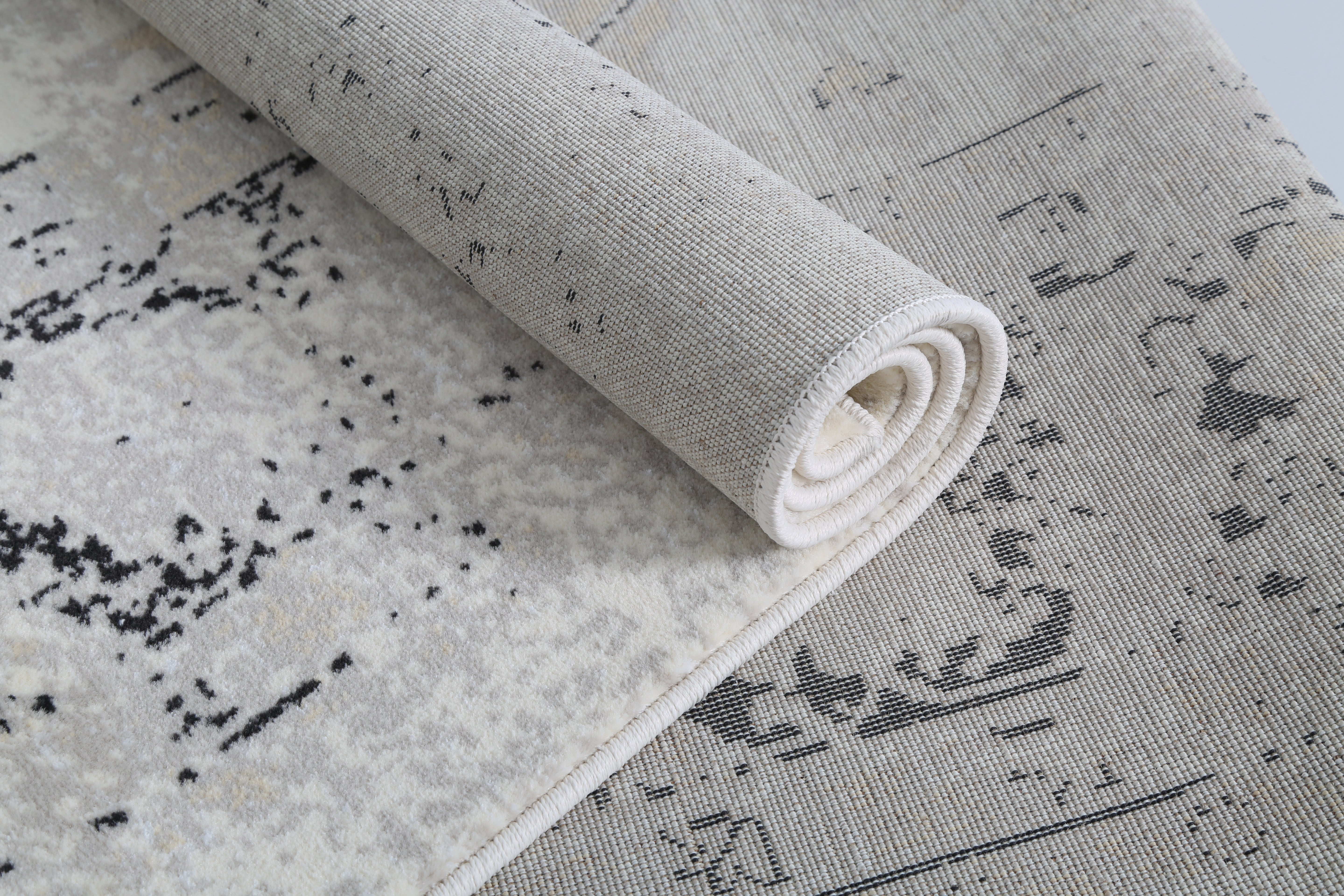 Glara Heritage Luxe Rug – Ivory & Charcoal Vintage Abstract (ZY-12) - GLARA HOME