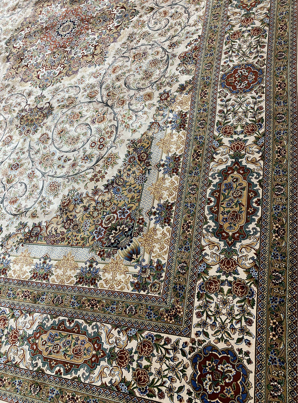 G223 Silk Rug - GLARA HOME