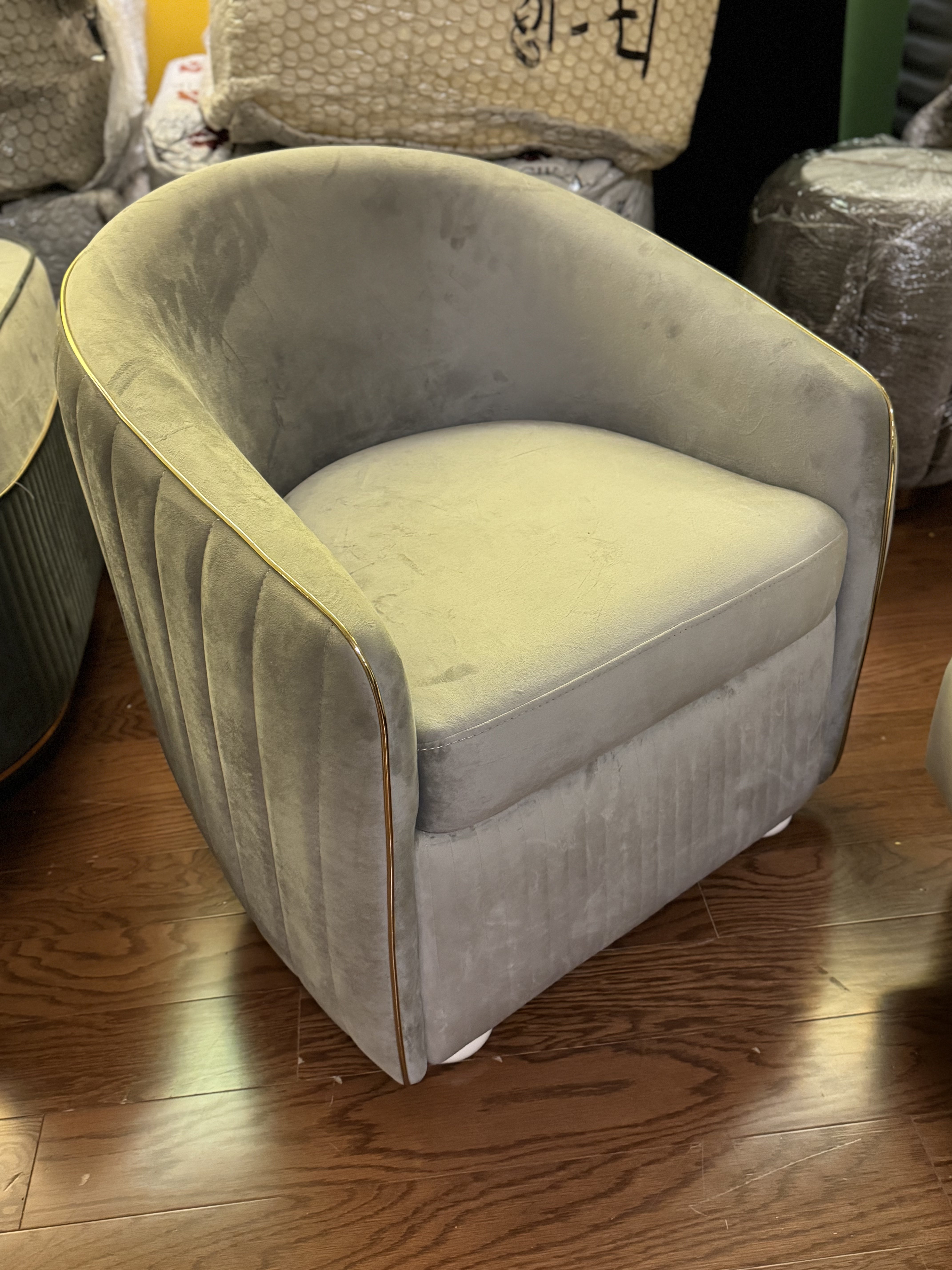 Inci Accent Chair (Puma08 Grey/Gold ) - GLARA HOME