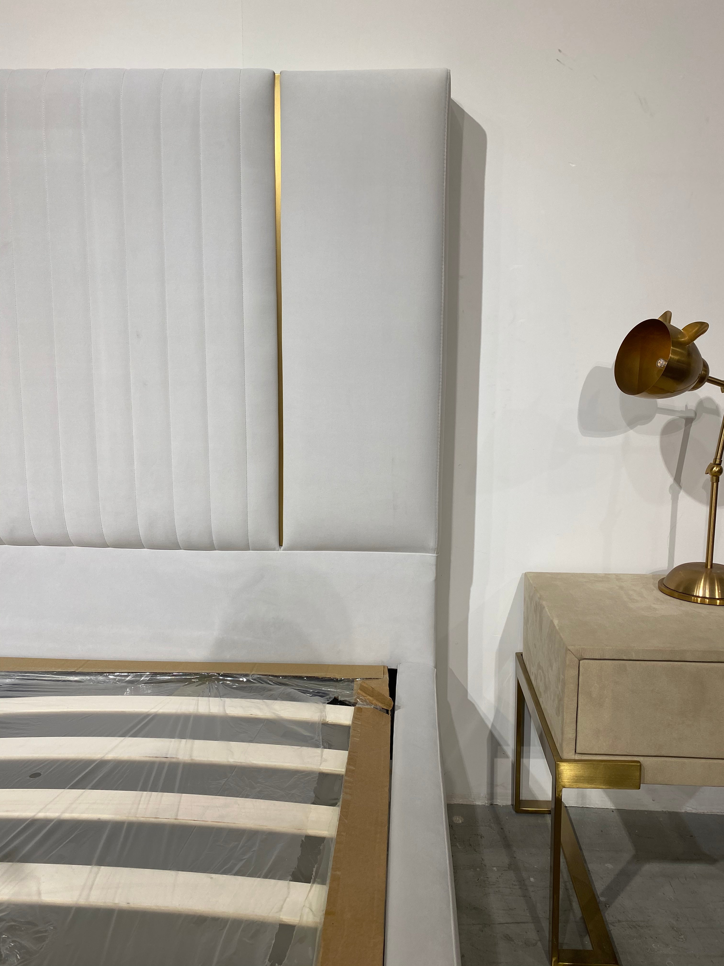 SK 100 Bedframe, Light grey velvet with touches of gold bed frame - GLARA HOME