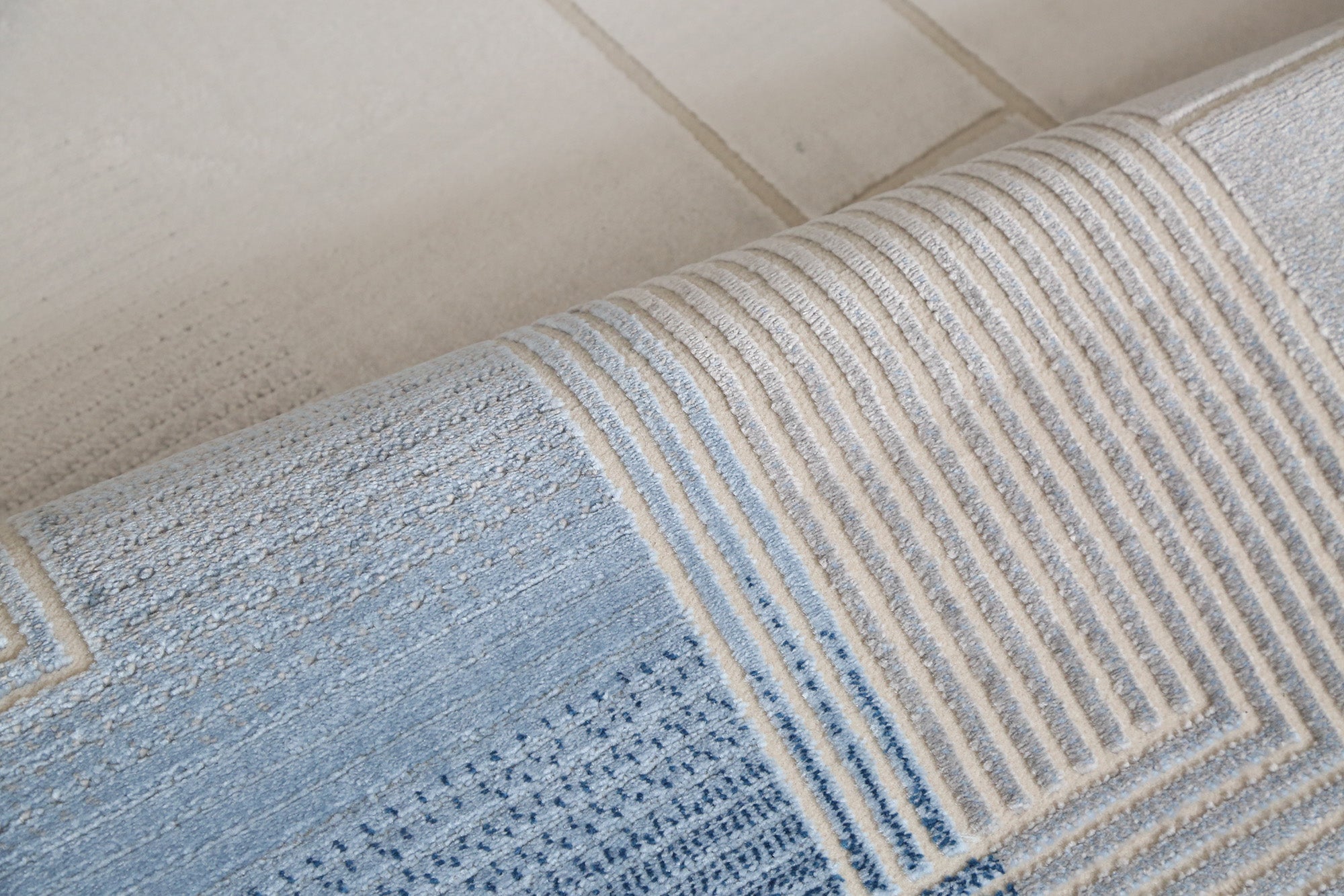 Azure Horizon Geometric Area Rug (PR-05)