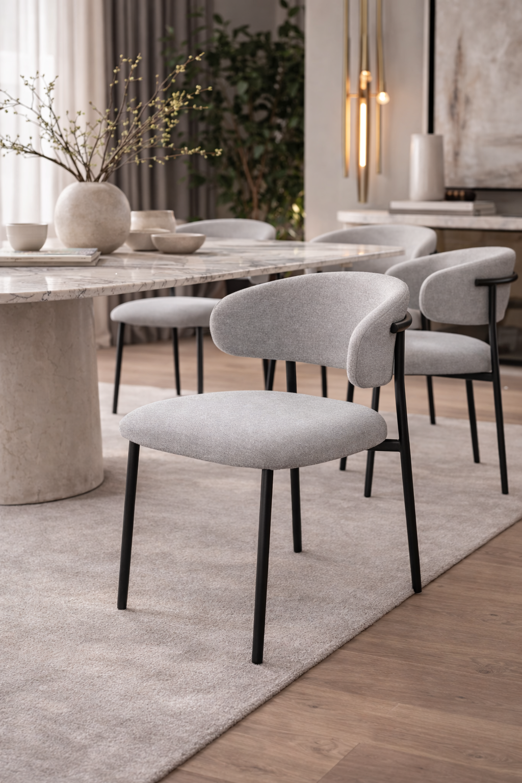 Modern Velvet Dining Chair with Black Metal Frame | Aurora Curve | Glara Home