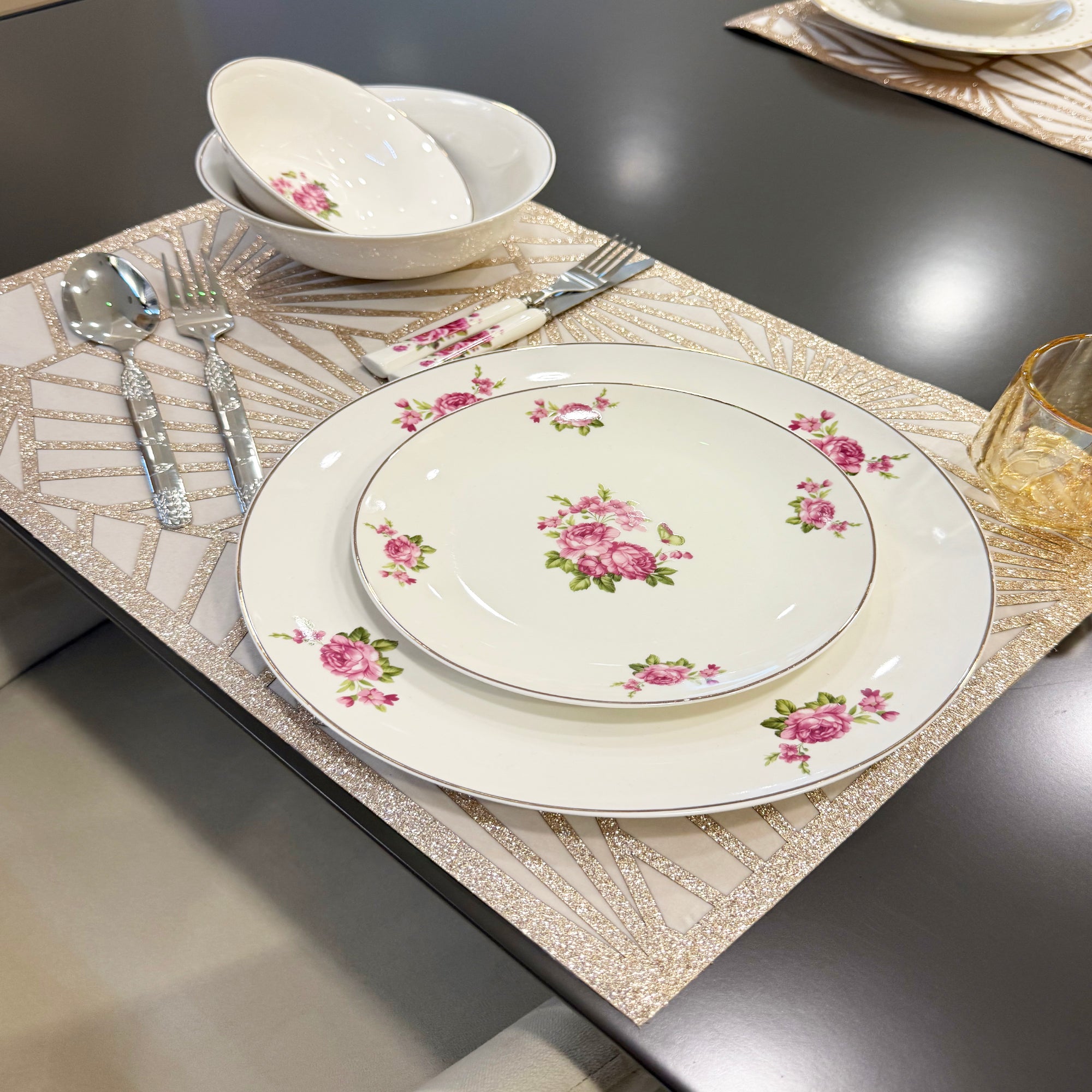 Vintage Rose 26-Piece Bone China Dinner Set – Elegant Floral Design with Gold Rim (SD-265)