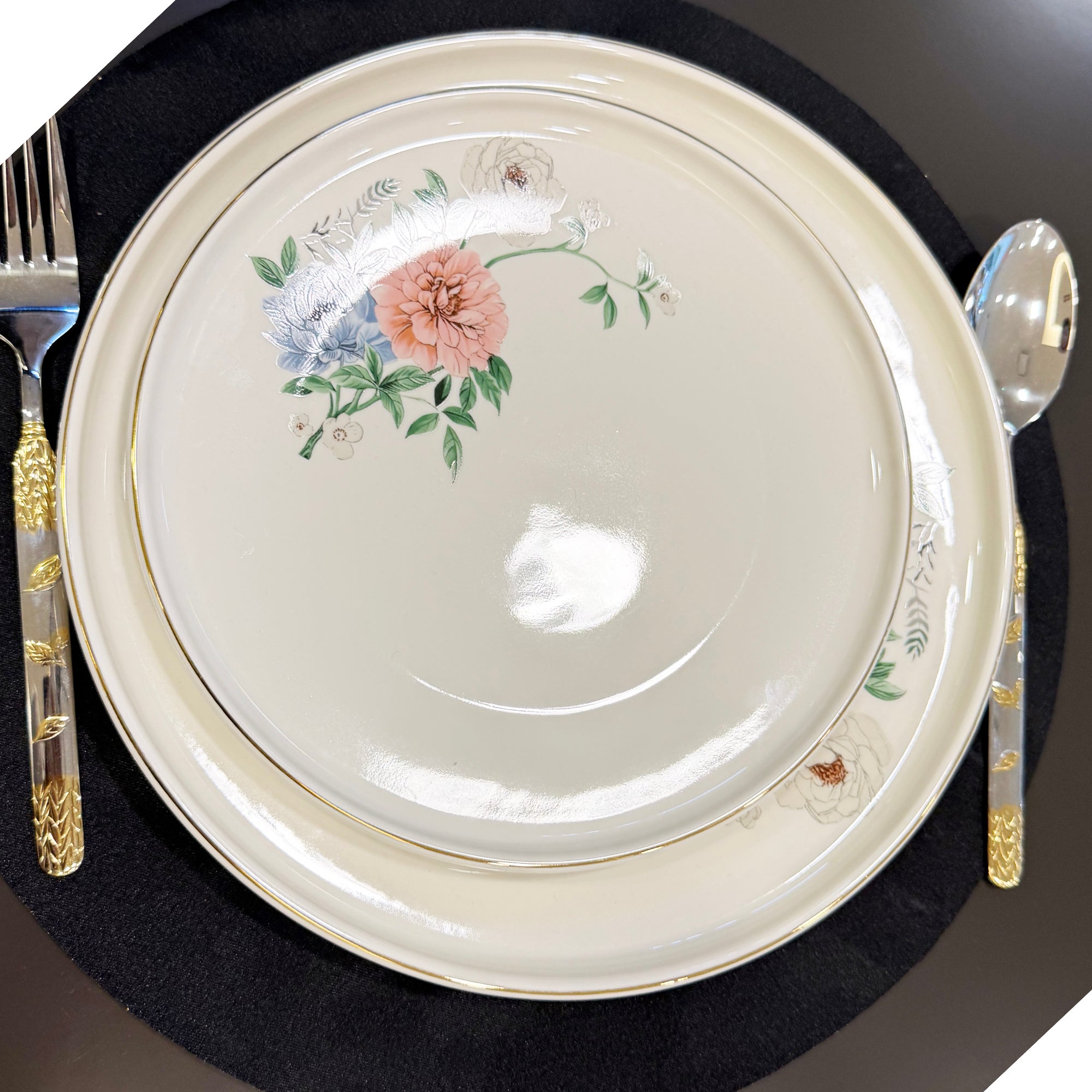 Bloom 26-Pieces Bone China Dinner Set – 24K Gold Rim & Floral Charm (SD-264)
