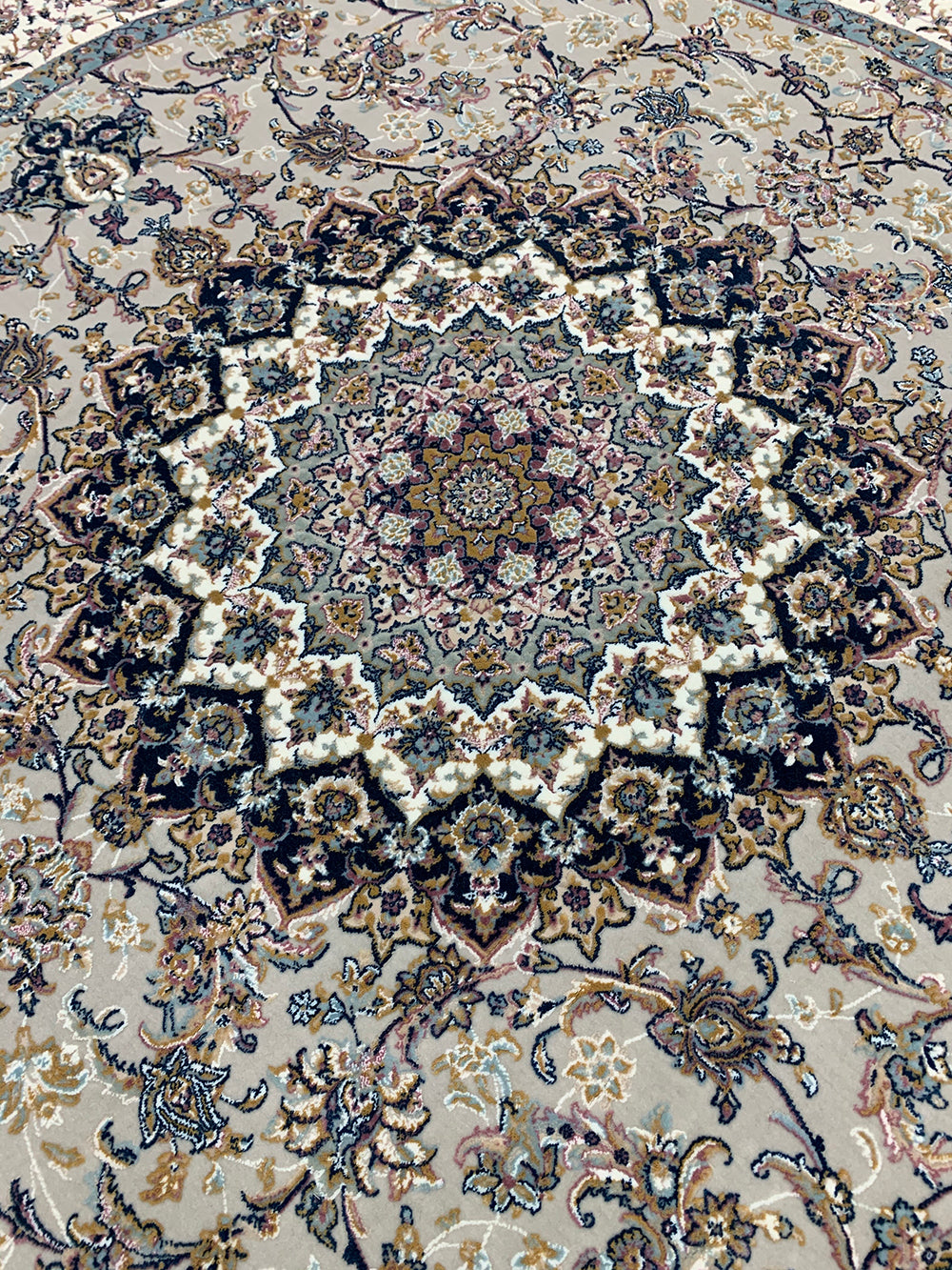 Isfahan Persian Round Rug, Grey Modern Persian Rugs